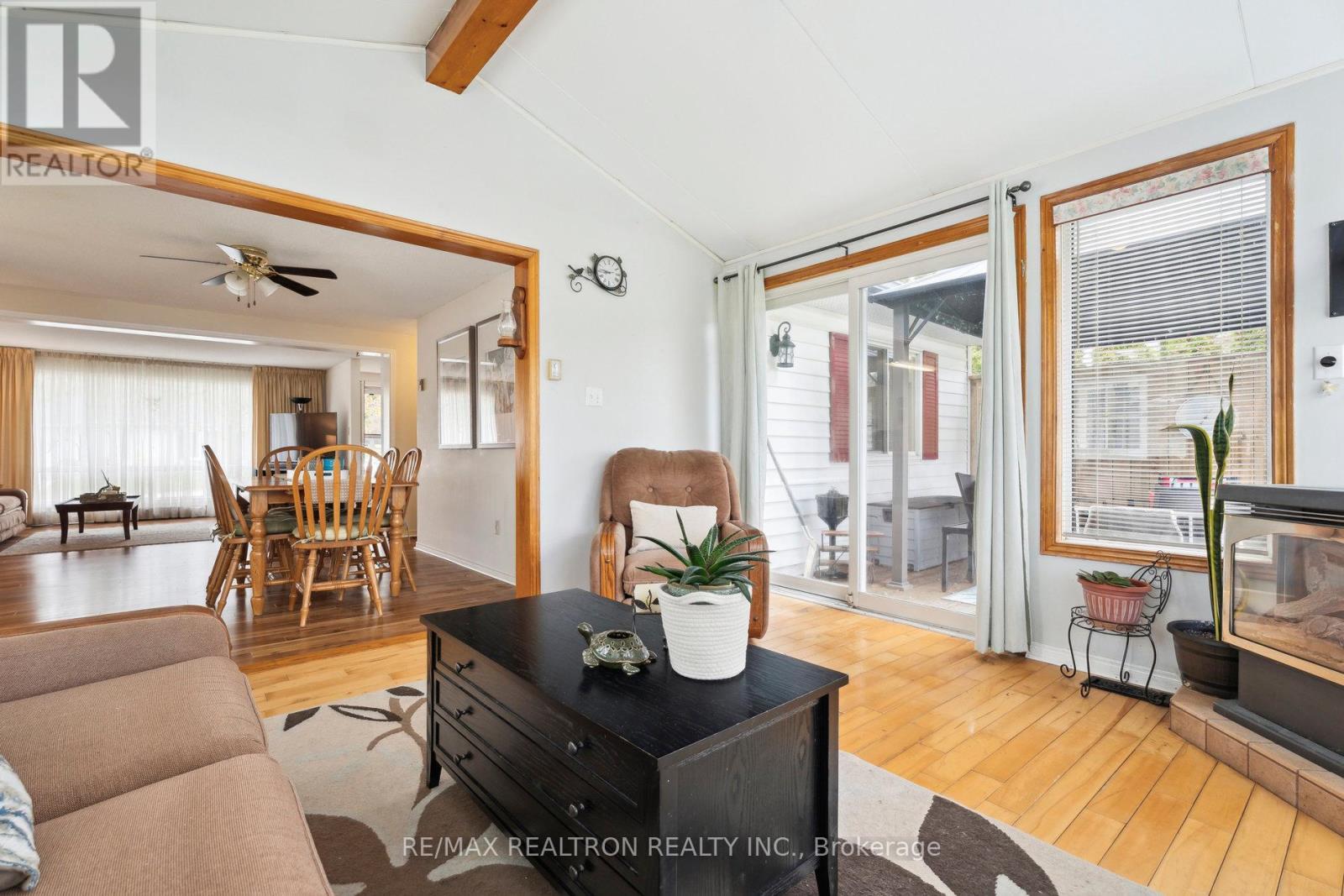 36 Tecumseth Pines Drive, New Tecumseth, Ontario  L0G 1W0 - Photo 17 - N12426310