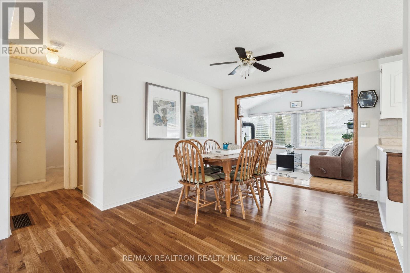 36 Tecumseth Pines Drive, New Tecumseth, Ontario  L0G 1W0 - Photo 9 - N12426310