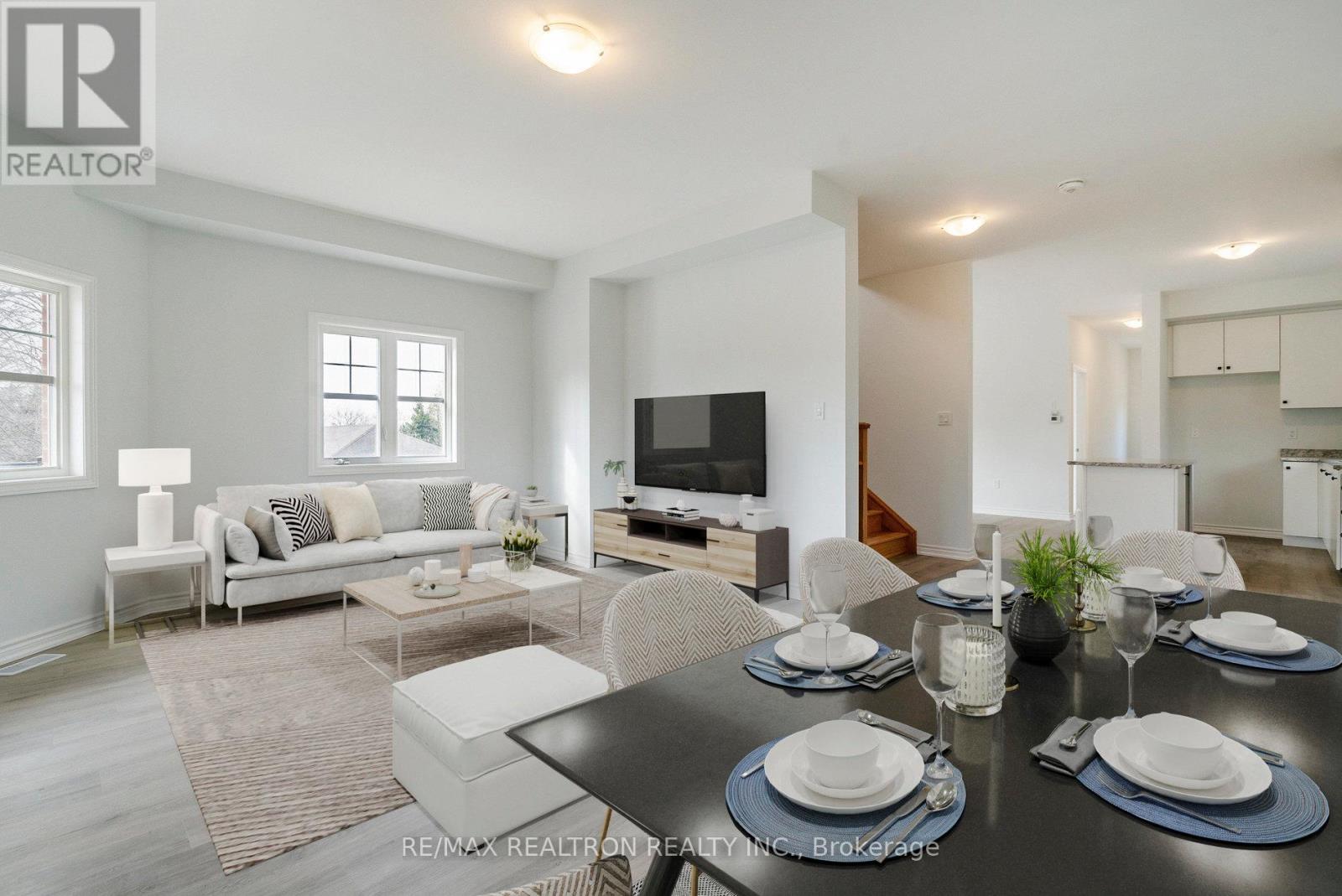 2 Ravenscraig Place, Innisfil, Ontario  L0L 1L0 - Photo 1 - N12799736