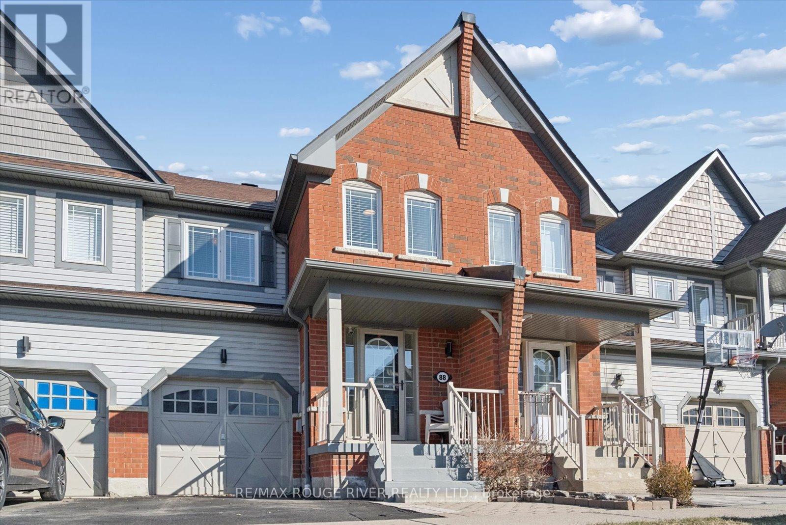 88 Keywood Street, Ajax, Ontario  L1Z 2E4 - Photo 2 - E12981238