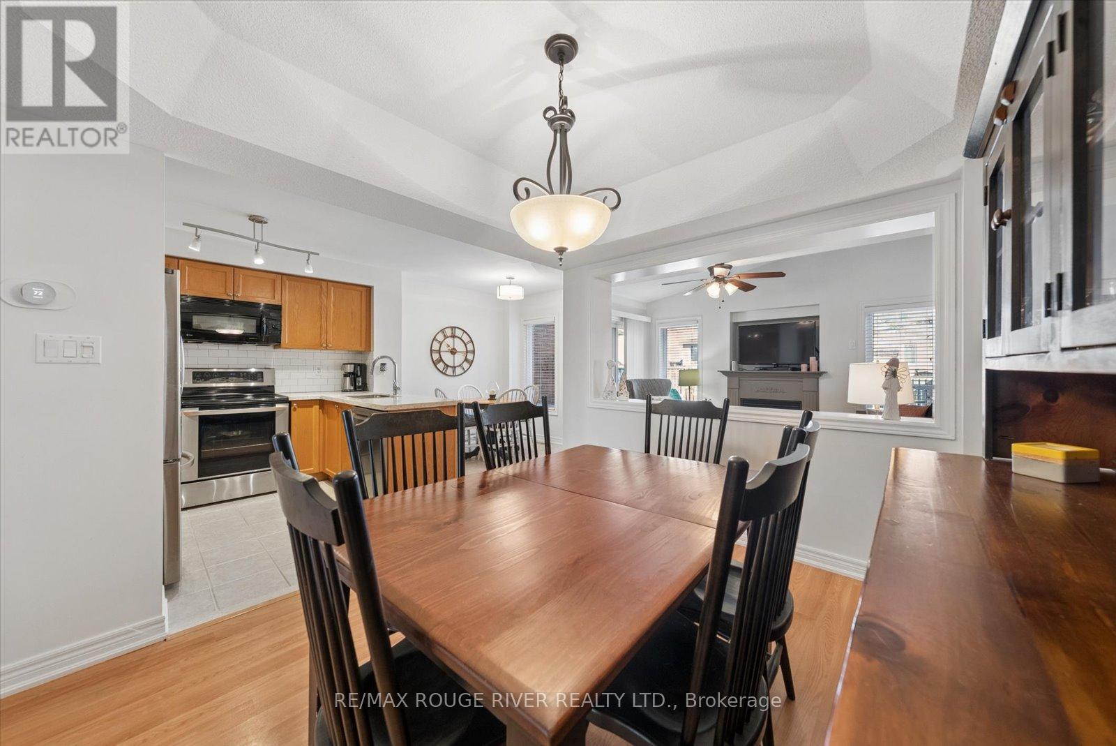 88 Keywood Street, Ajax, Ontario  L1Z 2E4 - Photo 6 - E12981238