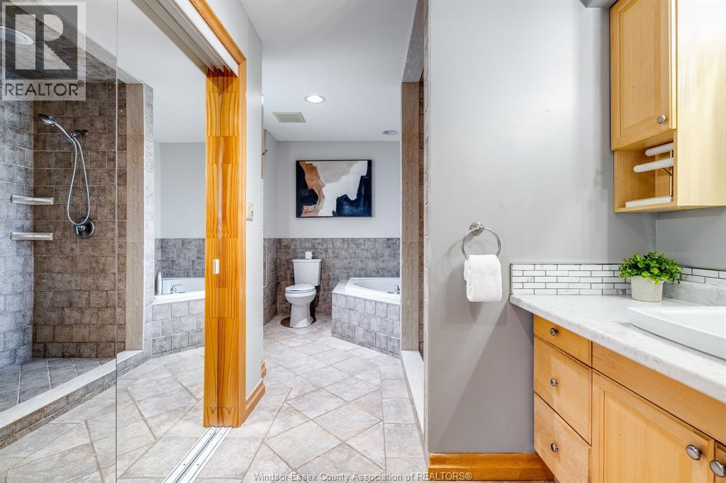 10 Oakwoods Drive, Leamington, Ontario  N8H 4B1 - Photo 21 - 26007087