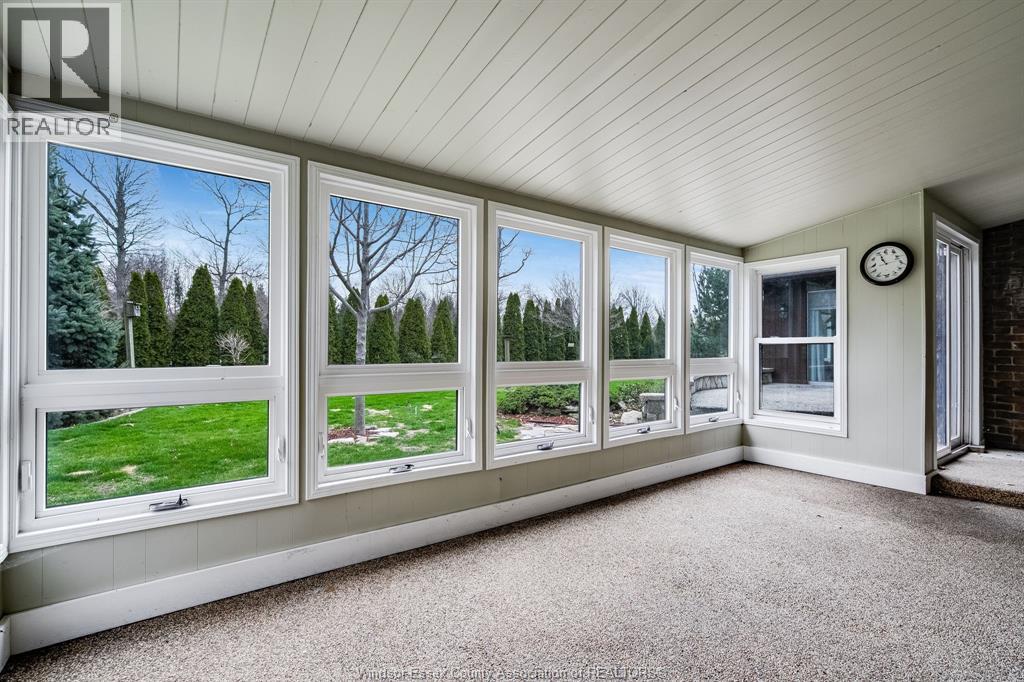 10 Oakwoods Drive, Leamington, Ontario  N8H 4B1 - Photo 37 - 26007087