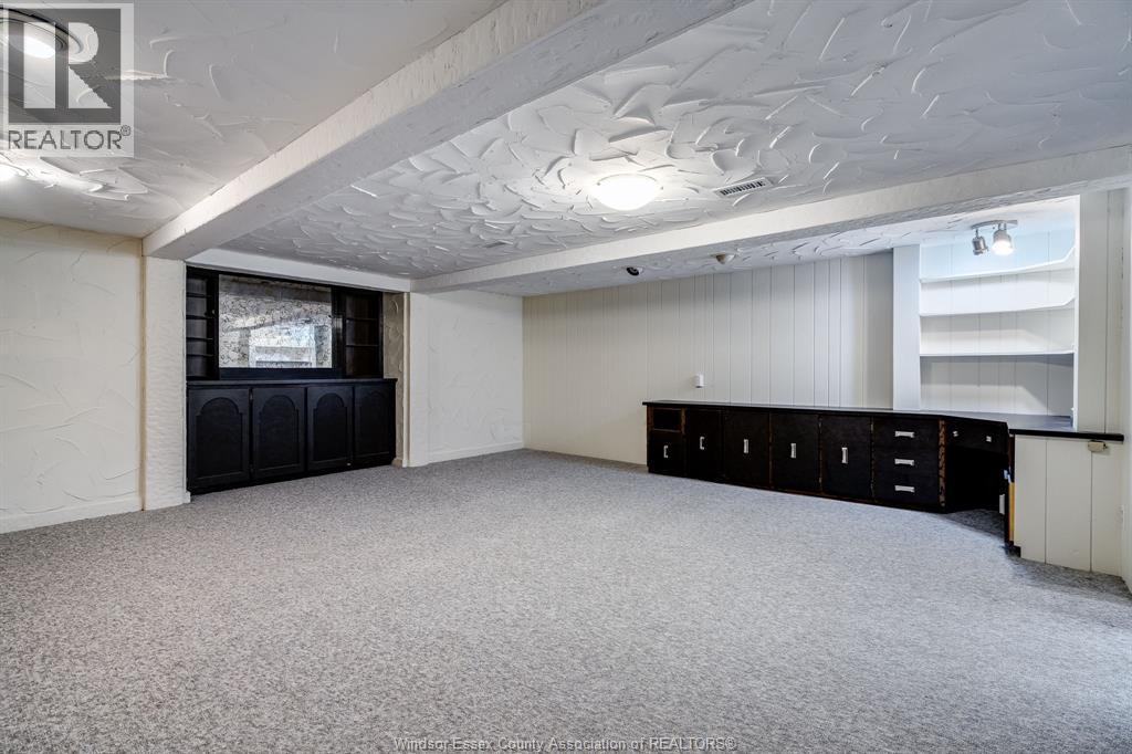 10 Oakwoods Drive, Leamington, Ontario  N8H 4B1 - Photo 33 - 26007087