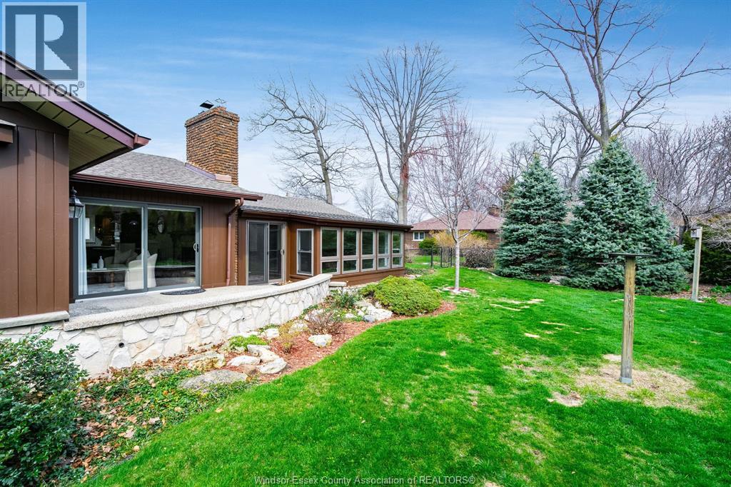 10 Oakwoods Drive, Leamington, Ontario  N8H 4B1 - Photo 45 - 26007087