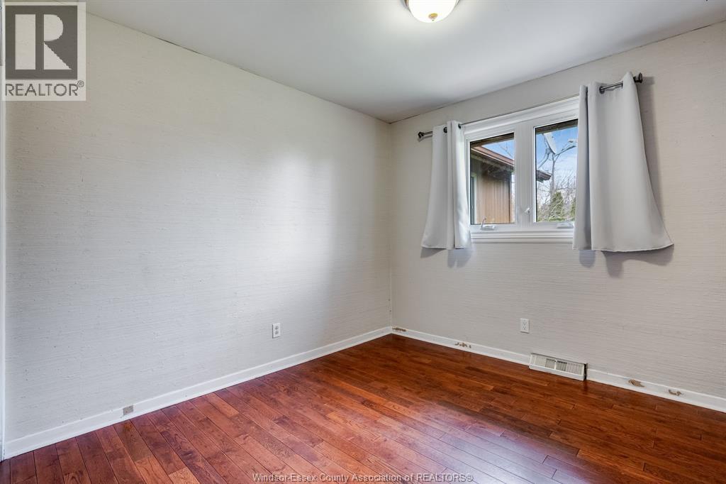 10 Oakwoods Drive, Leamington, Ontario  N8H 4B1 - Photo 26 - 26007087