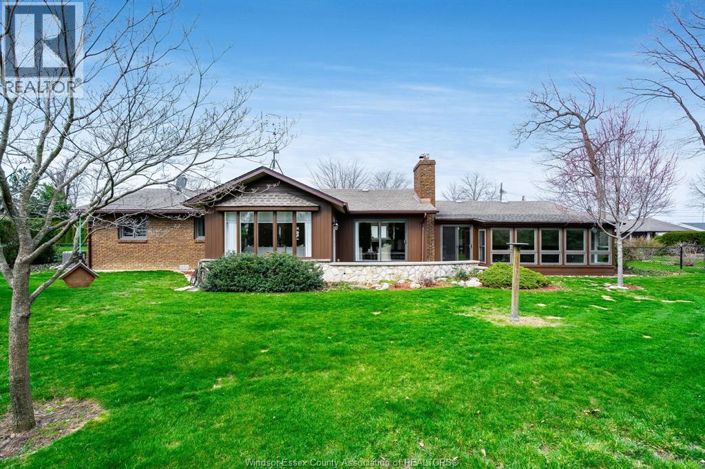 10 Oakwoods Drive, Leamington, Ontario  N8H 4B1 - Photo 43 - 26007087