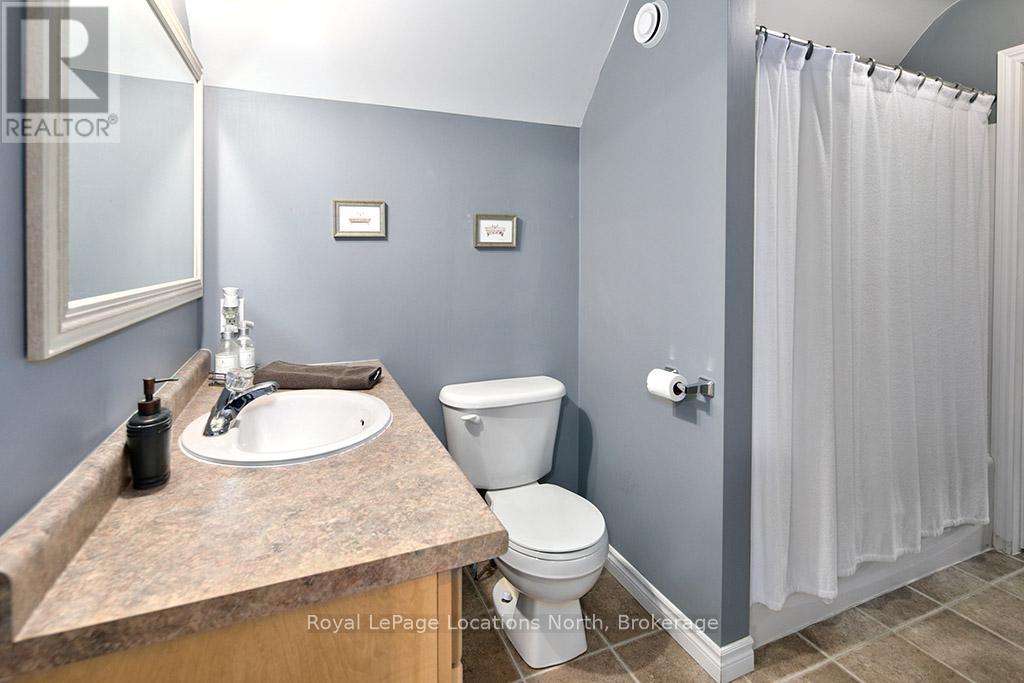 166 Raglan Street, Grey Highlands, Ontario  N0C 1E0 - Photo 25 - X12981244