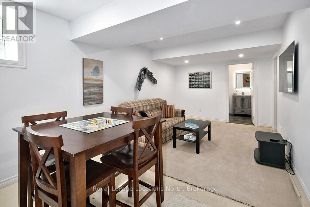 166 Raglan Street, Grey Highlands, Ontario  N0C 1E0 - Photo 28 - X12981244