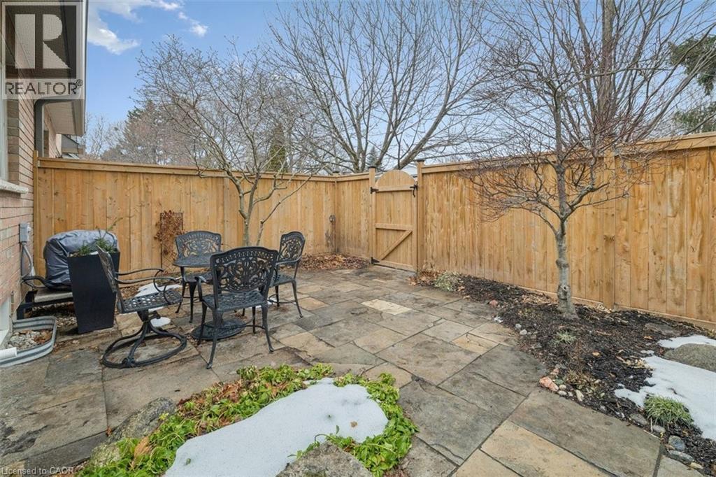 1019 North Shore Boulevard E Unit# 3, Burlington, Ontario  L7T 1X8 - Photo 36 - 40817971