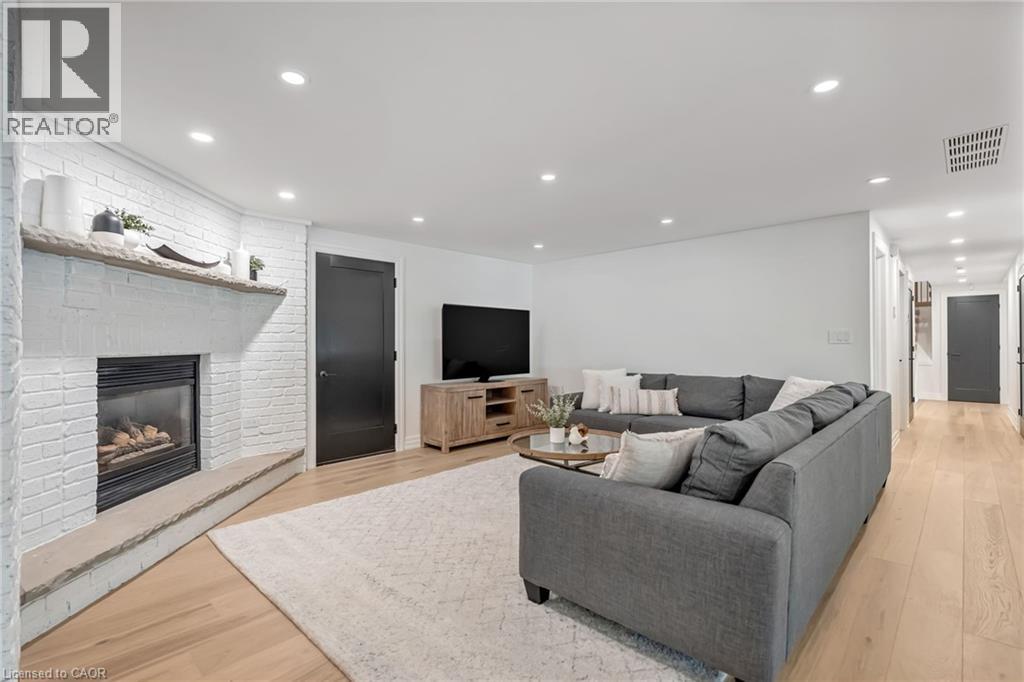 18 Fox Run Drive, Puslinch, Ontario  N0B 2J0 - Photo 23 - 40818091