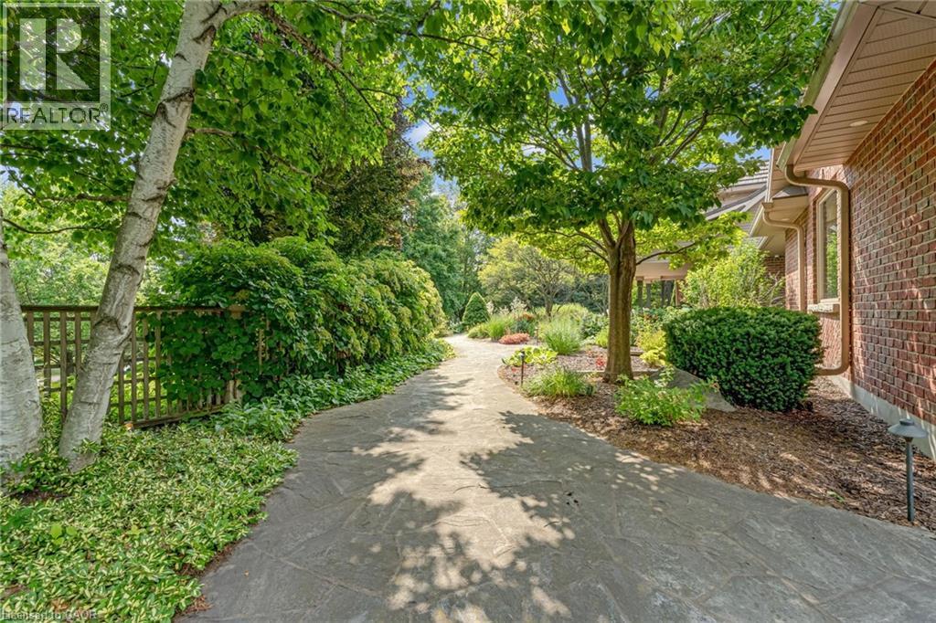 18 Fox Run Drive, Puslinch, Ontario  N0B 2J0 - Photo 37 - 40818091