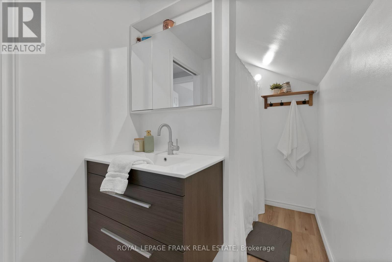 916 Highway 7, Kawartha Lakes, Ontario  K0M 2M0 - Photo 19 - X12981170