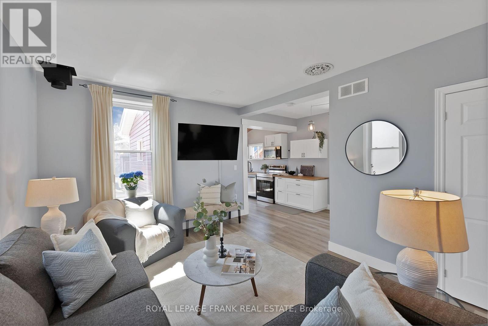 916 Highway 7, Kawartha Lakes, Ontario  K0M 2M0 - Photo 9 - X12981170