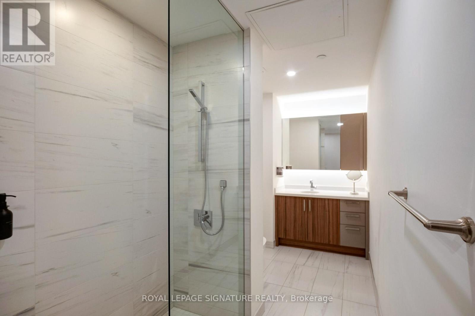 303 - 285 Avenue Road, Toronto (Yonge-St. Clair), Ontario  M4V 2G8 - Photo 39 - C12981206