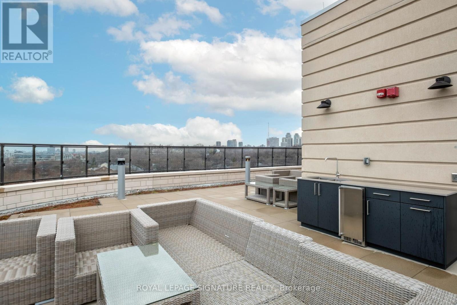 303 - 285 Avenue Road, Toronto (Yonge-St. Clair), Ontario  M4V 2G8 - Photo 49 - C12981206