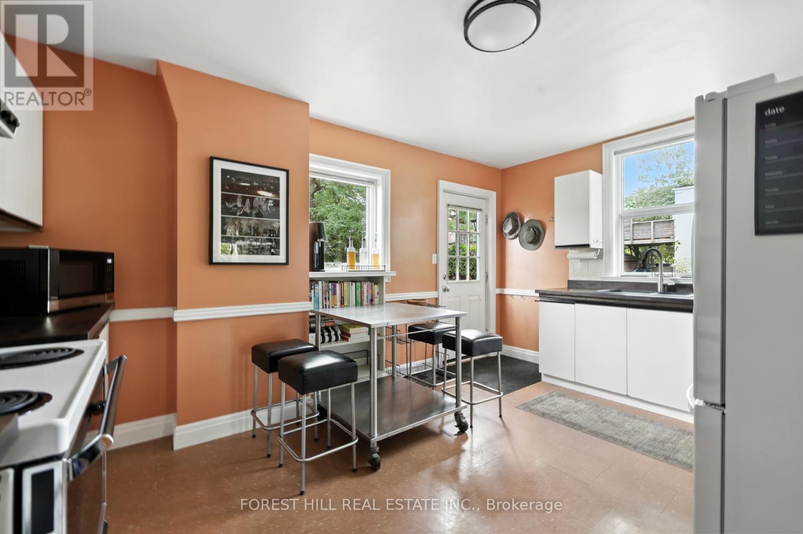 54 Afton Avenue, Toronto, Ontario  M6J 1S1 - Photo 13 - C12981242