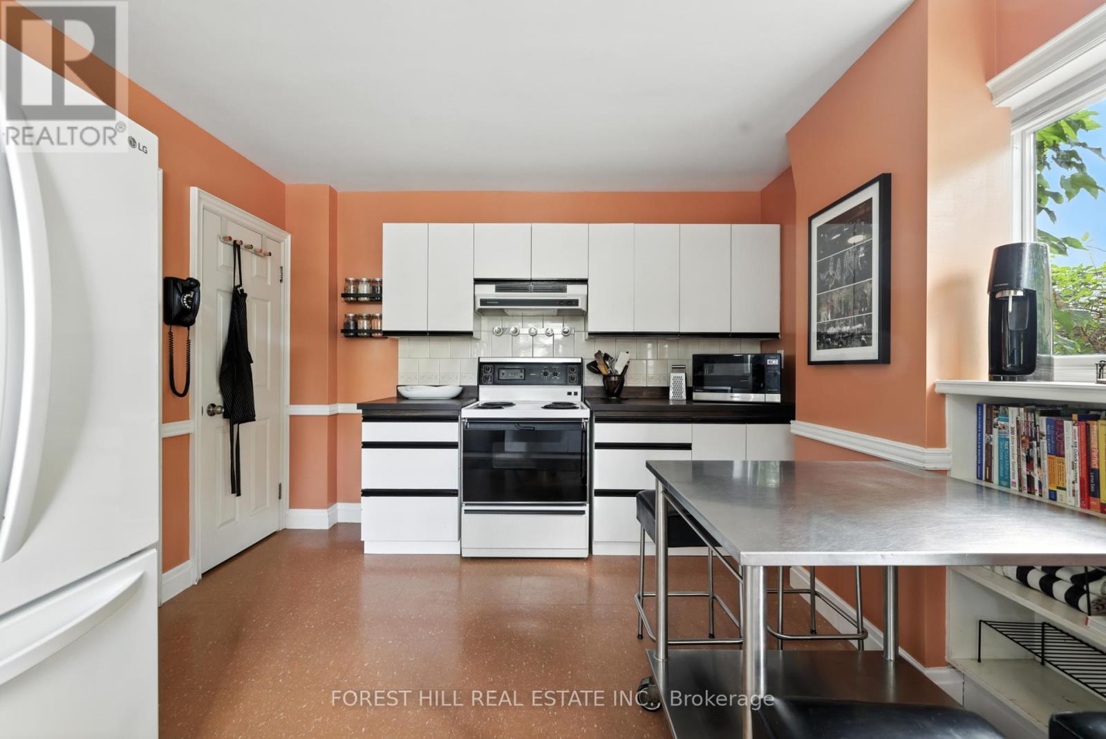 54 Afton Avenue, Toronto, Ontario  M6J 1S1 - Photo 14 - C12981242