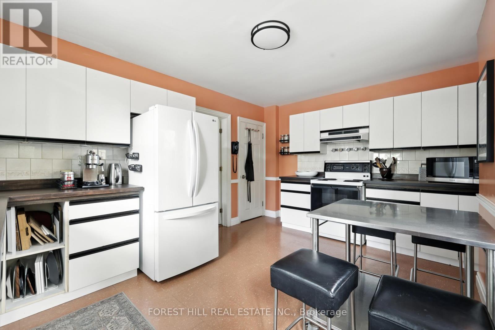 54 Afton Avenue, Toronto, Ontario  M6J 1S1 - Photo 15 - C12981242