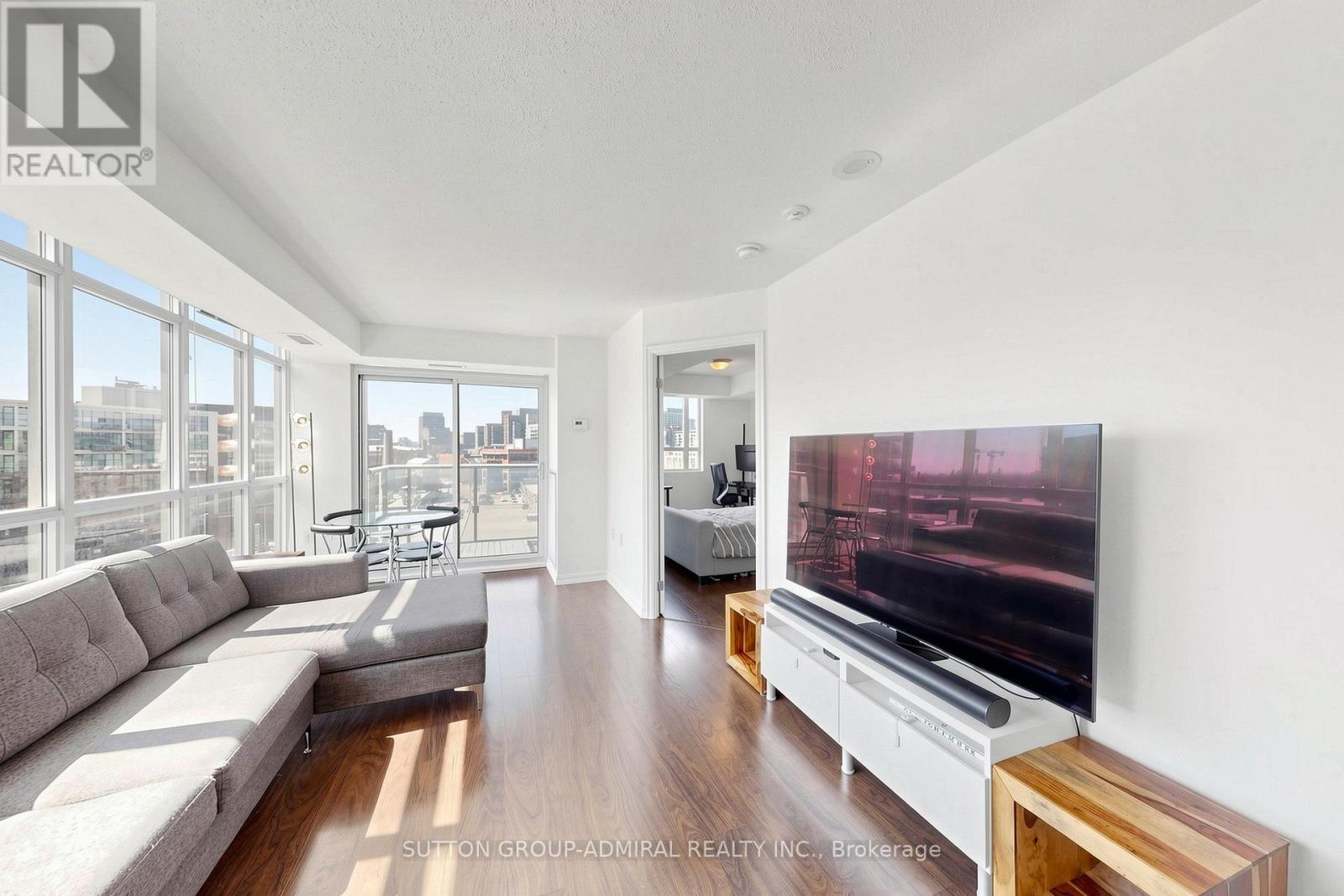 #710 - 125 Western Battery Road, Toronto, Ontario M6K 3R8 - Photo 5 - C12981250