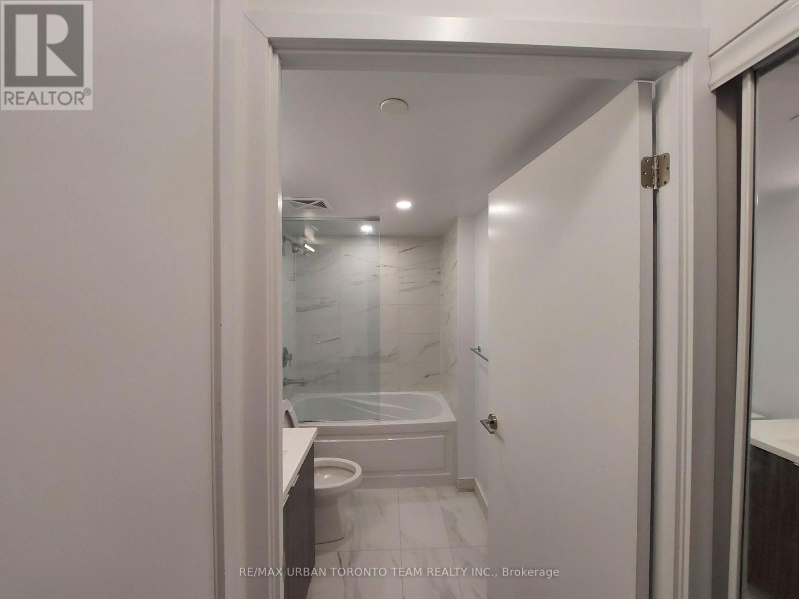 Ph101 - 219 Dundas Street E, Toronto, Ontario  M5A 0V1 - Photo 18 - C12981302