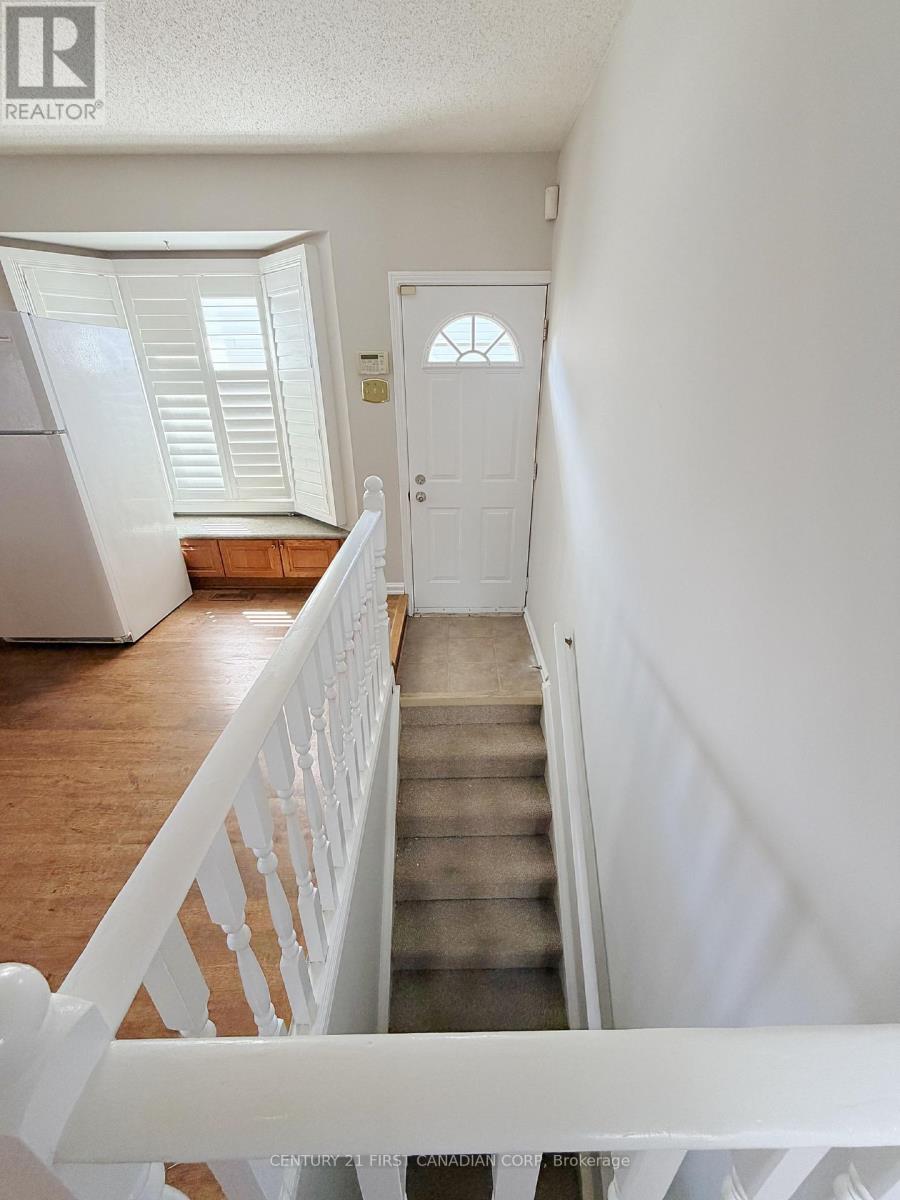 48 Ardsley Road, London North, Ontario  N6G 3W4 - Photo 7 - X12981196