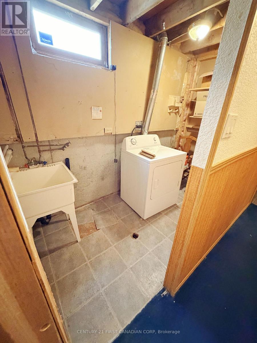 48 Ardsley Road, London North, Ontario  N6G 3W4 - Photo 9 - X12981196