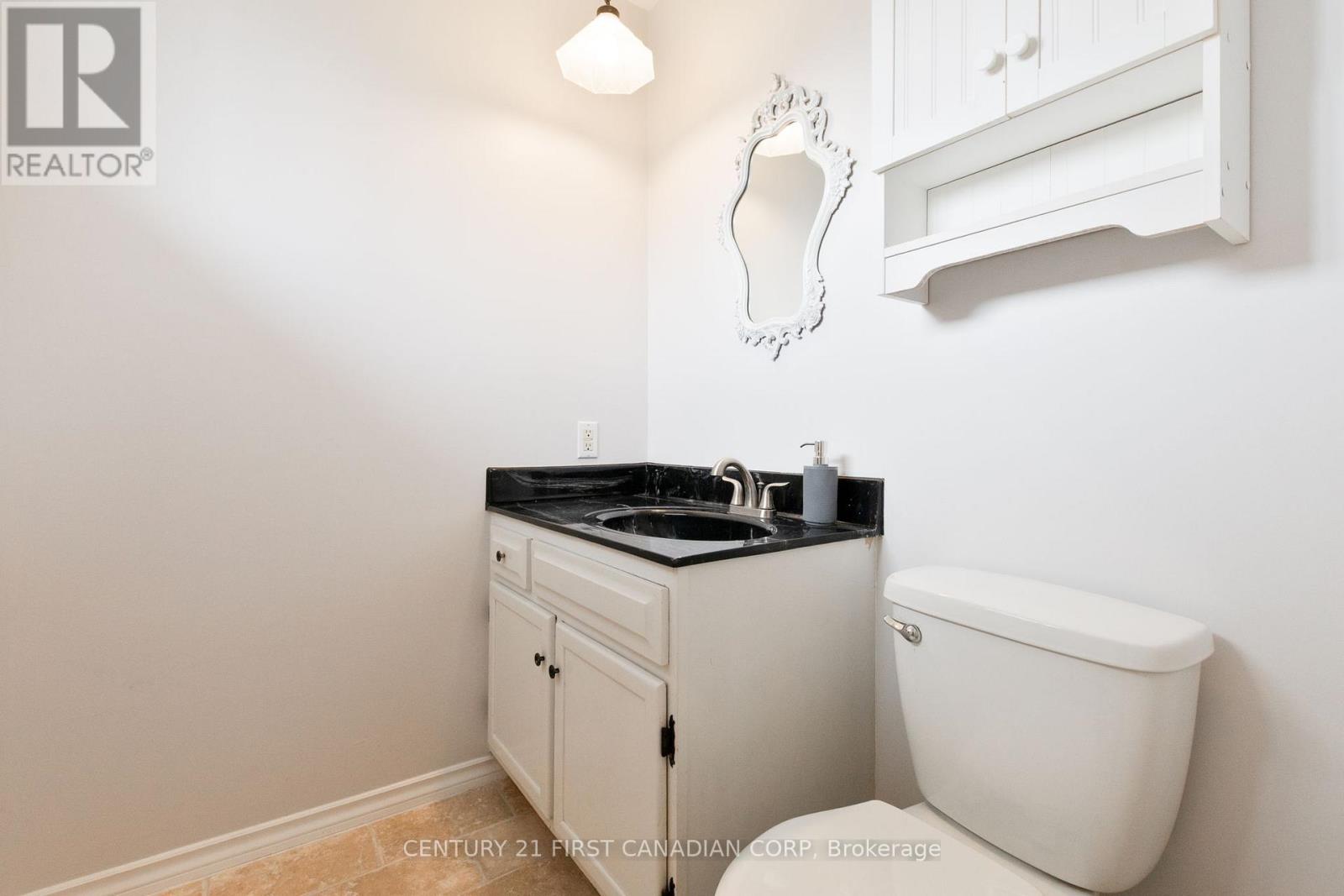 9526 Currie Road, Dutton/dunwich, Ontario  N0L 2M0 - Photo 23 - X12981280