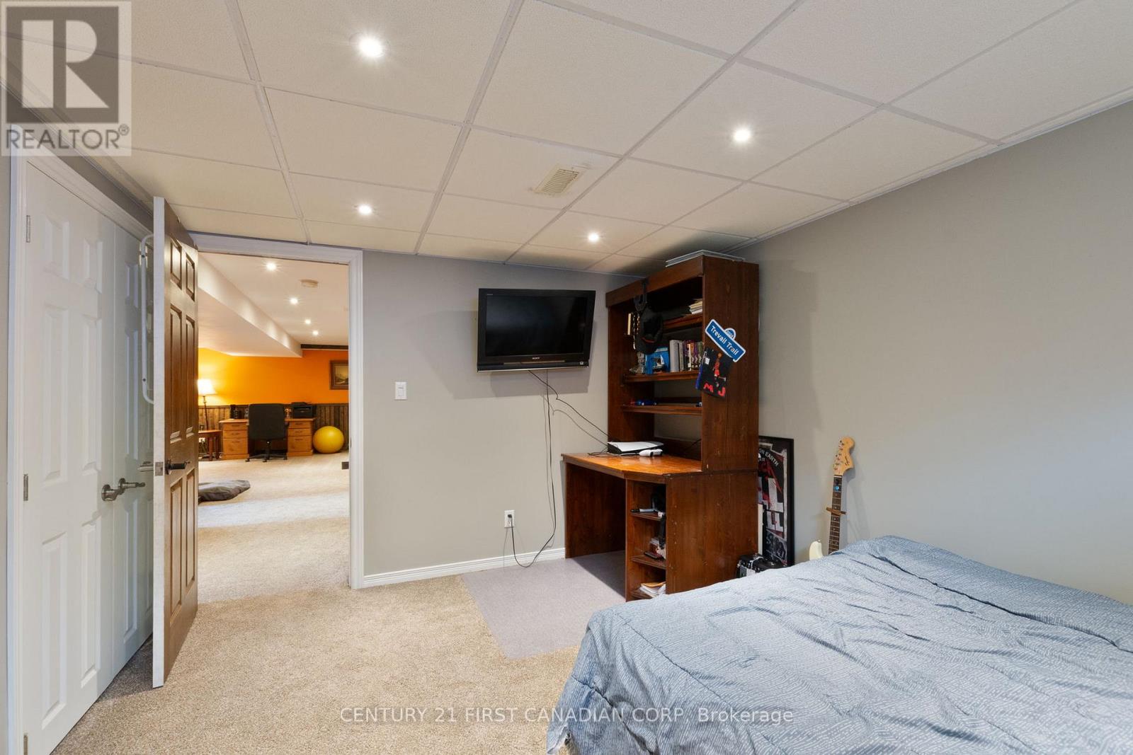 9526 Currie Road, Dutton/dunwich, Ontario  N0L 2M0 - Photo 30 - X12981280