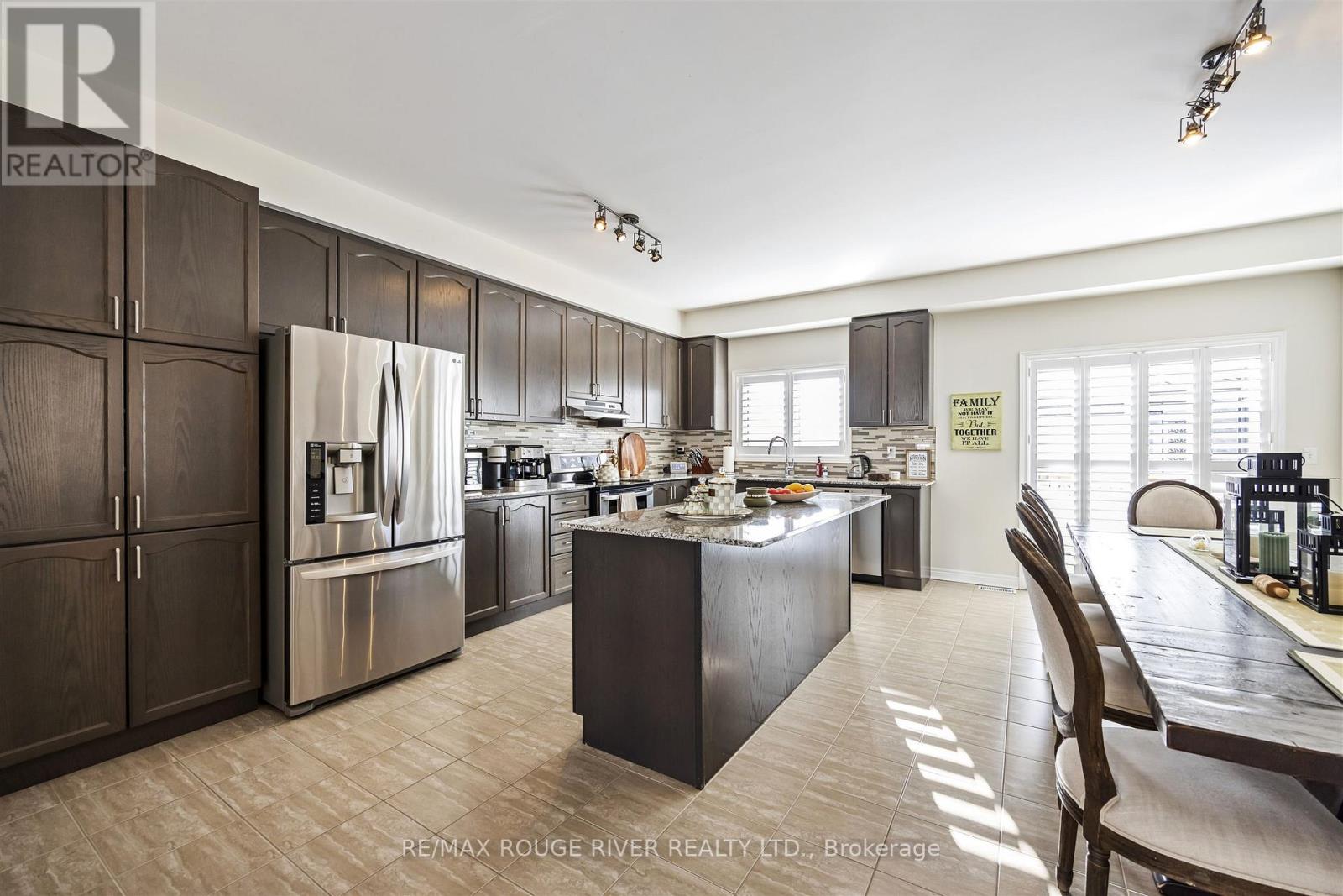 1721 Carousel Drive, Pickering, Ontario L1X 0C1 - Photo 11 - E12981198