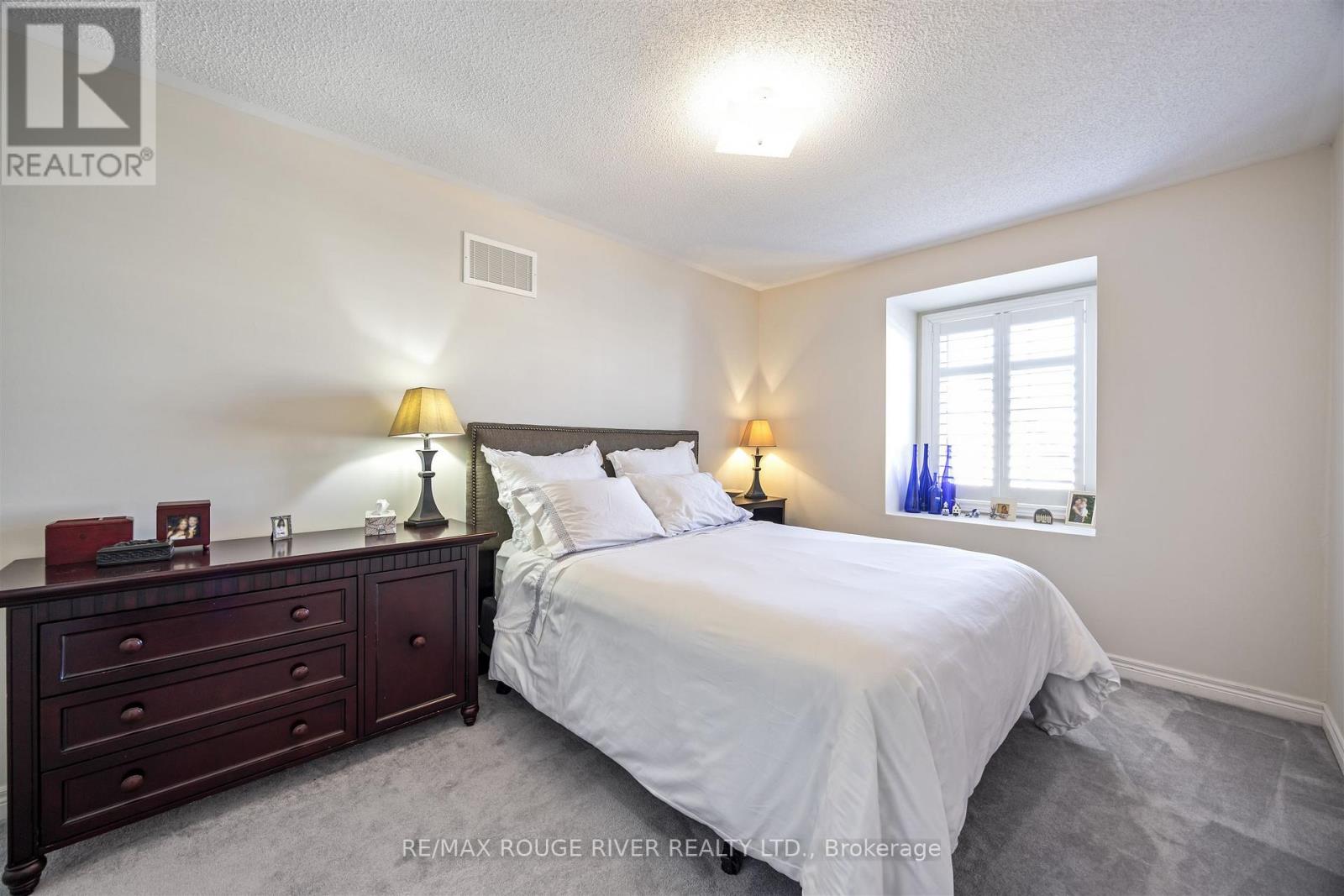 1721 Carousel Drive, Pickering, Ontario L1X 0C1 - Photo 19 - E12981198