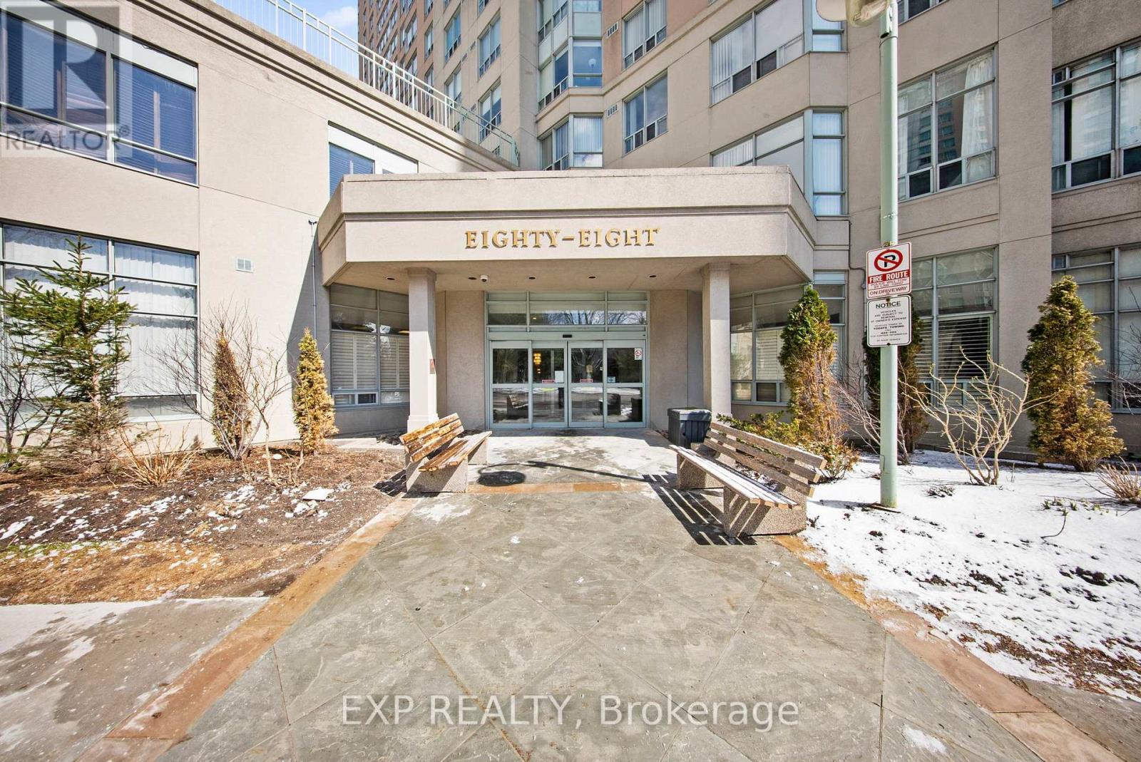 1212 - 88 Corporate Drive, Toronto, Ontario  M1H 3G6 - Photo 2 - E12981208