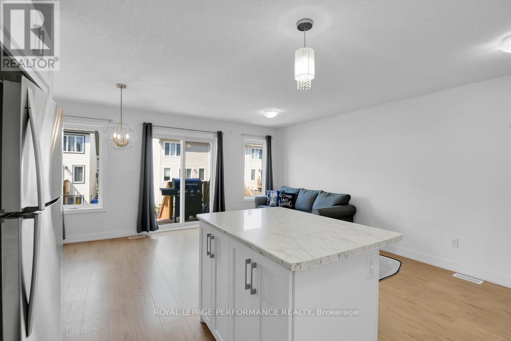 30 Whitcomb Crescent, Smiths Falls, Ontario  K7A 0C2 - Photo 13 - X12981164