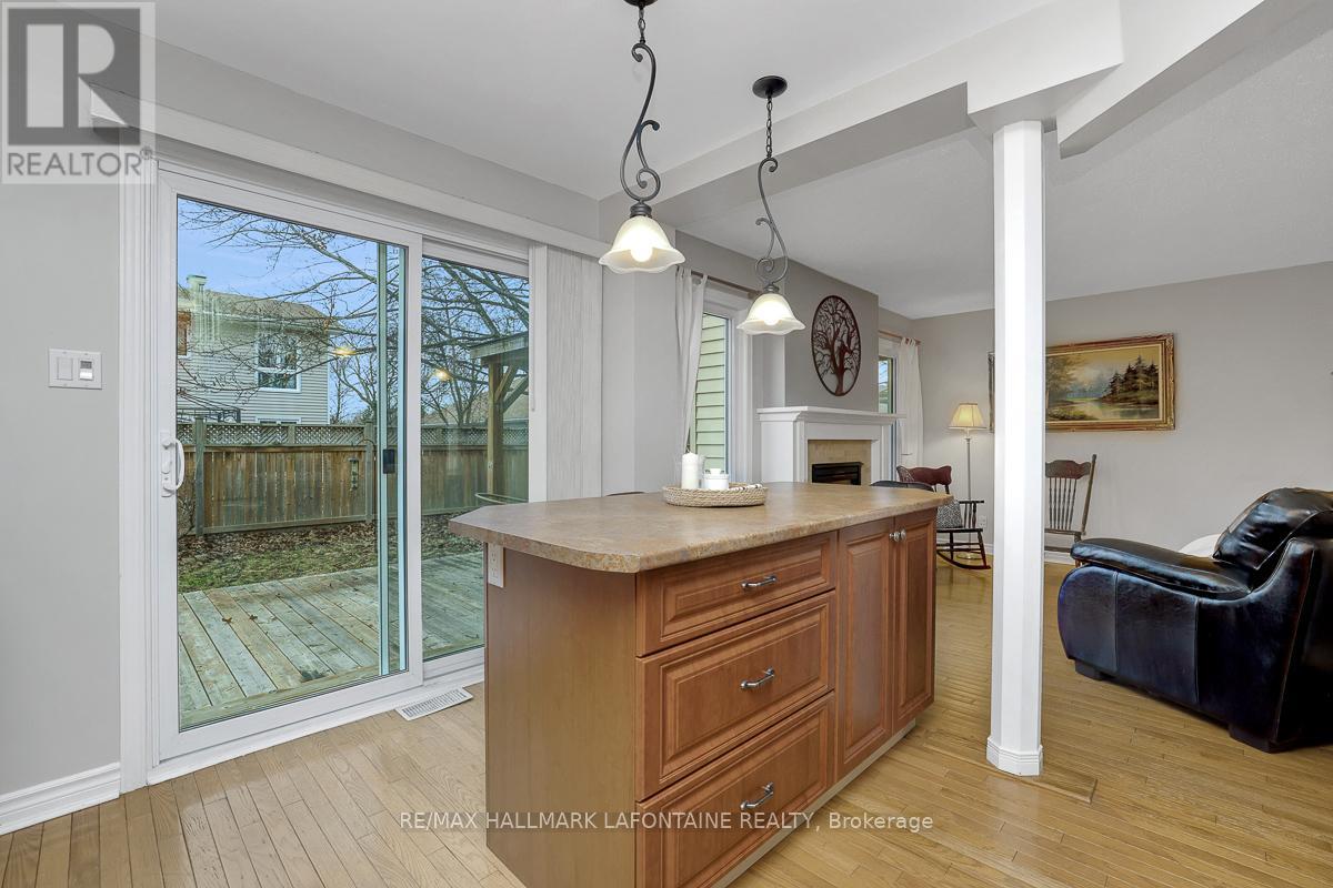553 Apollo Way, Ottawa, Ontario  K4A 1V1 - Photo 18 - X12981184