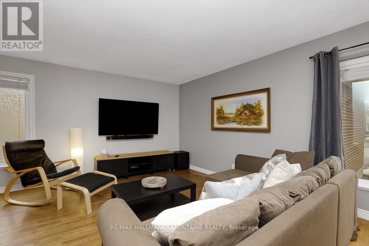 553 Apollo Way, Ottawa, Ontario  K4A 1V1 - Photo 5 - X12981184