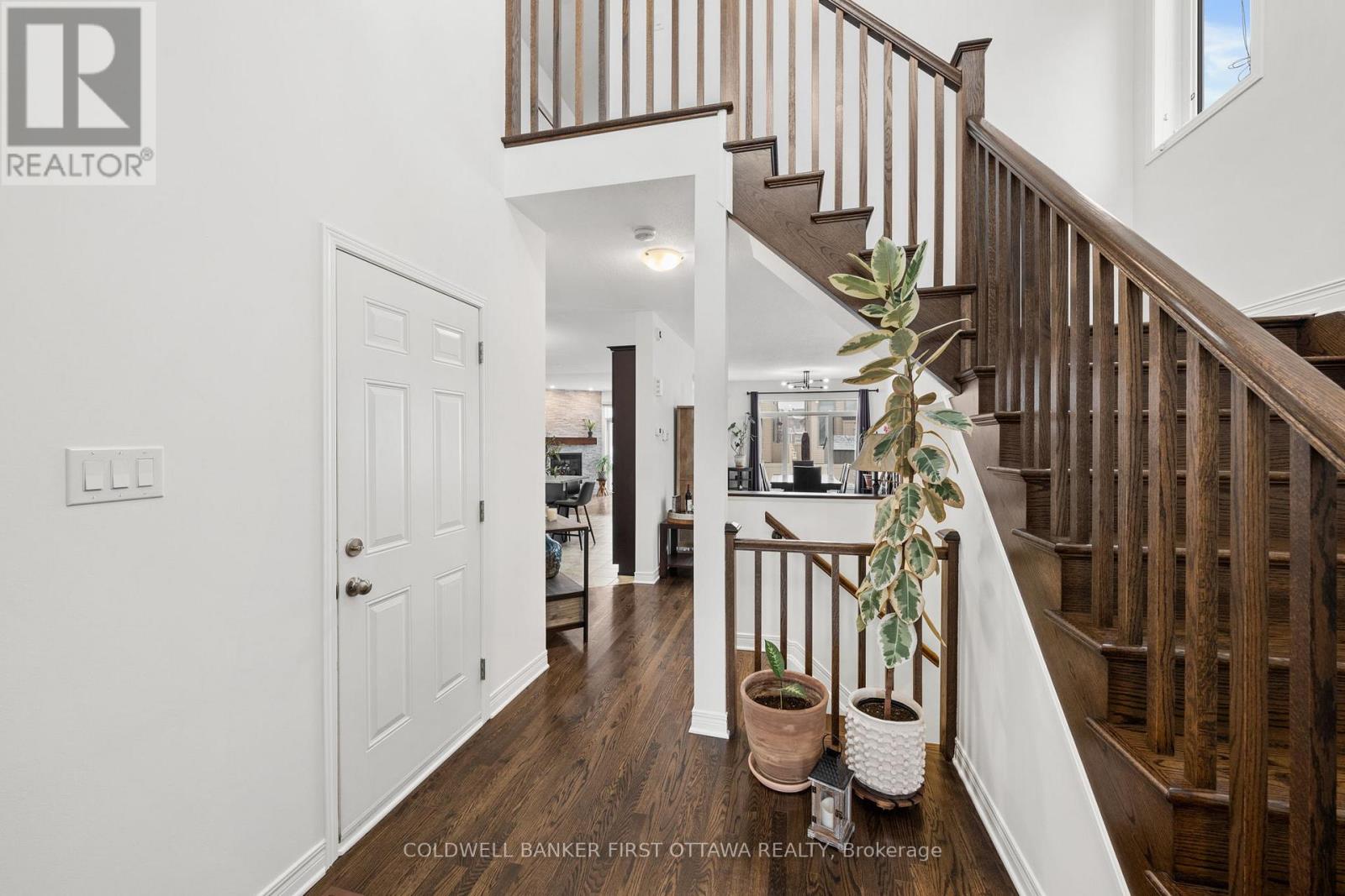 220 Dave Smith Crescent, Ottawa, Ontario  K4M 0B7 - Photo 6 - X12981226