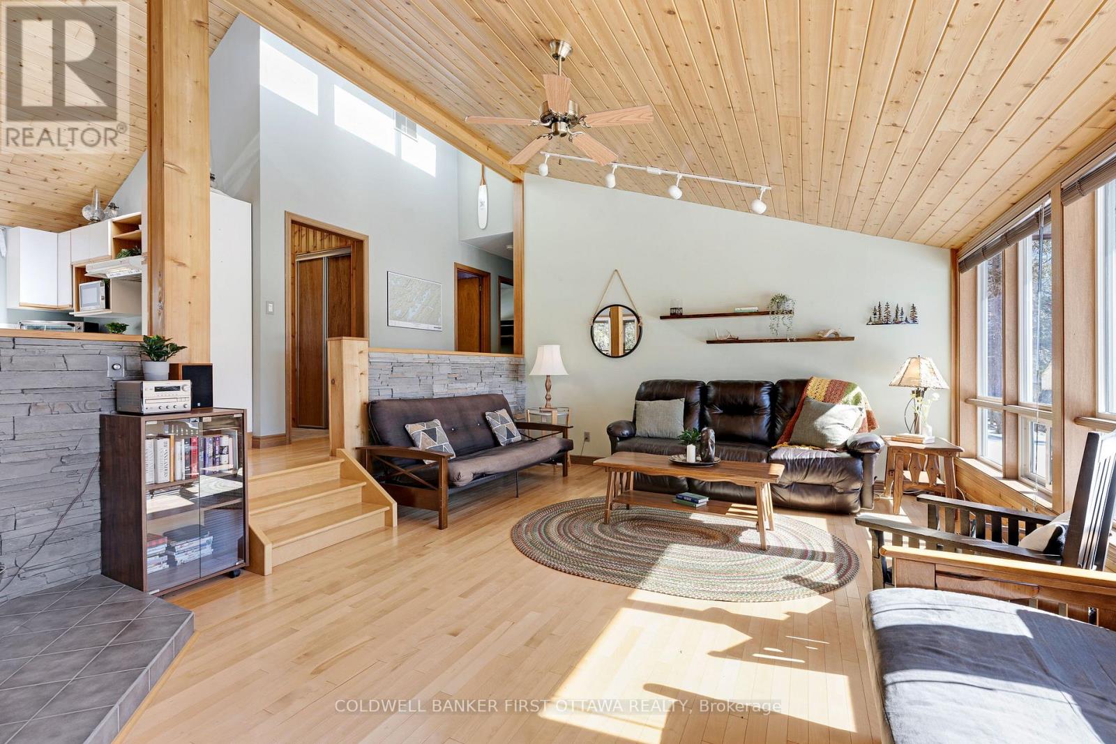 1257 North Shore Estates Lane, Frontenac, Ontario  K0H 2J0 - Photo 12 - X12981268