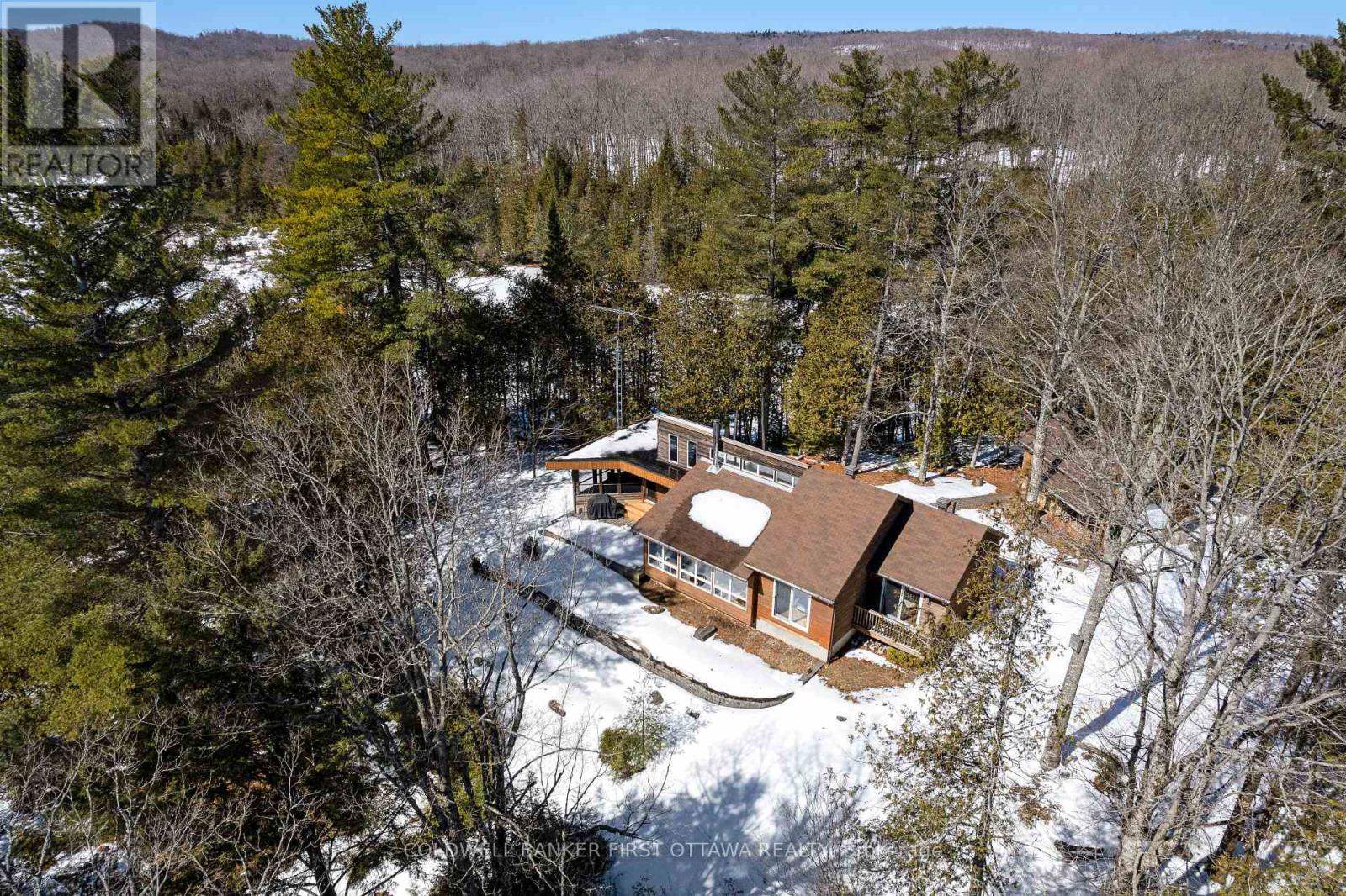 1257 North Shore Estates Lane, Frontenac, Ontario  K0H 2J0 - Photo 3 - X12981268