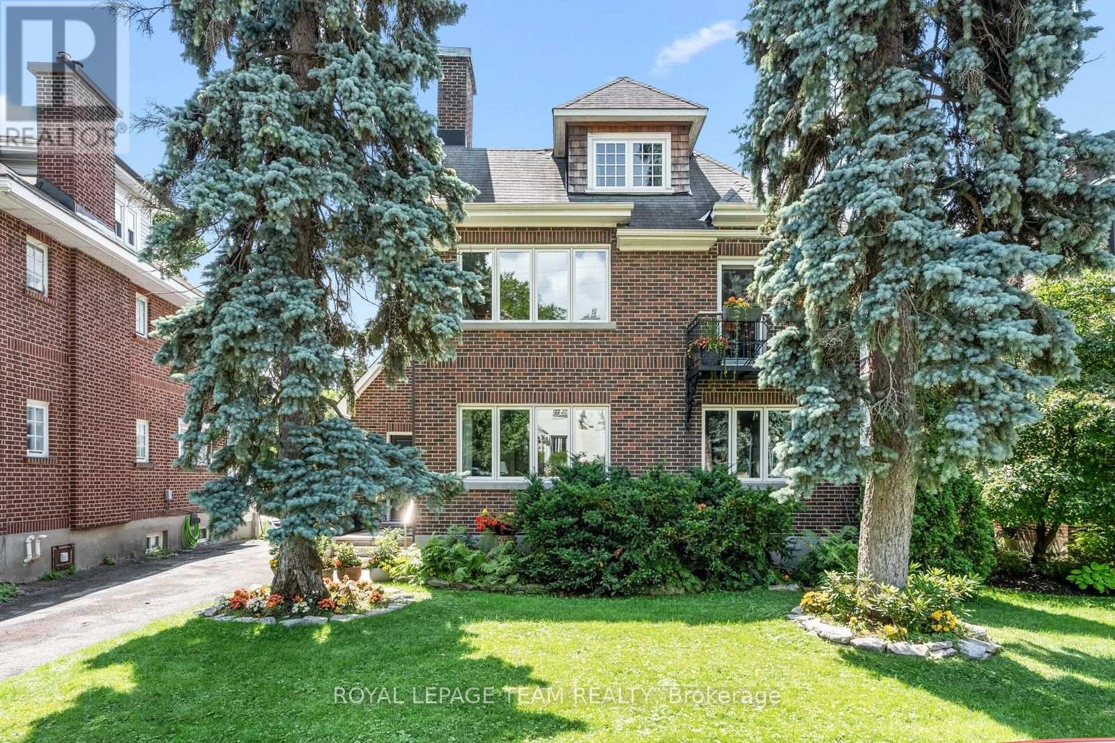 228 Rideau Terrace, Ottawa, Ontario  K1M 0Z2 - Photo 2 - X12981270