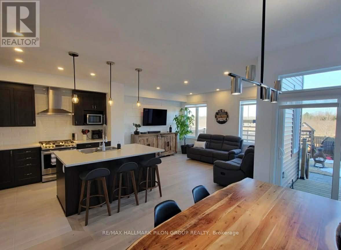 38 Riddell Street, Carleton Place, Ontario  K7C 0J4 - Photo 4 - X12981292