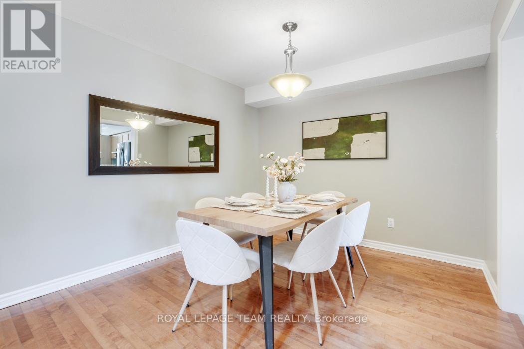 235 Saddlesmith Circle, Ottawa, Ontario  K2M 2Z1 - Photo 10 - X12981298