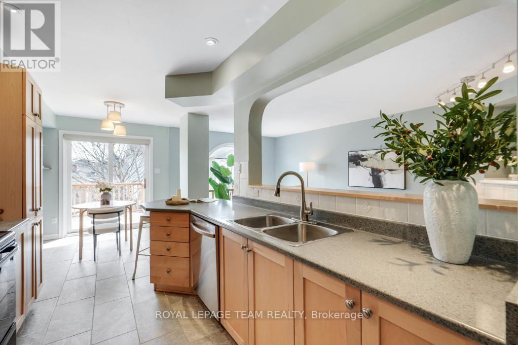 235 Saddlesmith Circle, Ottawa, Ontario  K2M 2Z1 - Photo 21 - X12981298