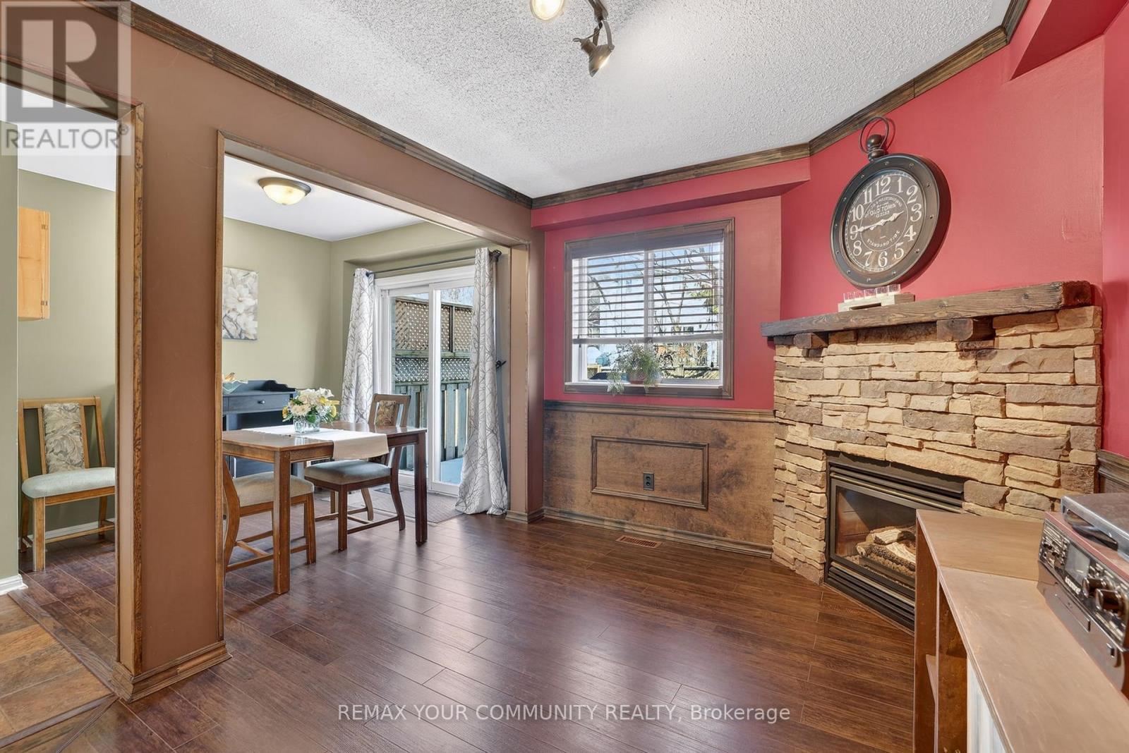 70 Natale Court, Bradford West Gwillimbury, Ontario  L3Z 3B1 - Photo 19 - N12981180