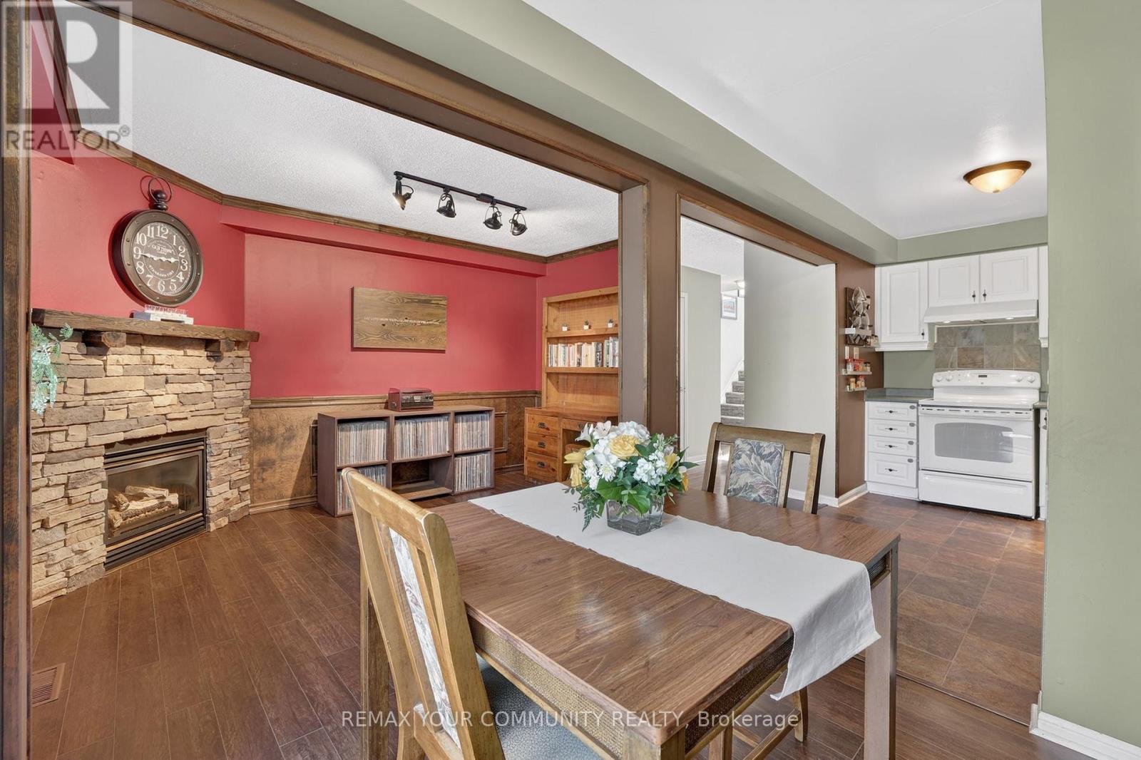 70 Natale Court, Bradford West Gwillimbury, Ontario  L3Z 3B1 - Photo 20 - N12981180