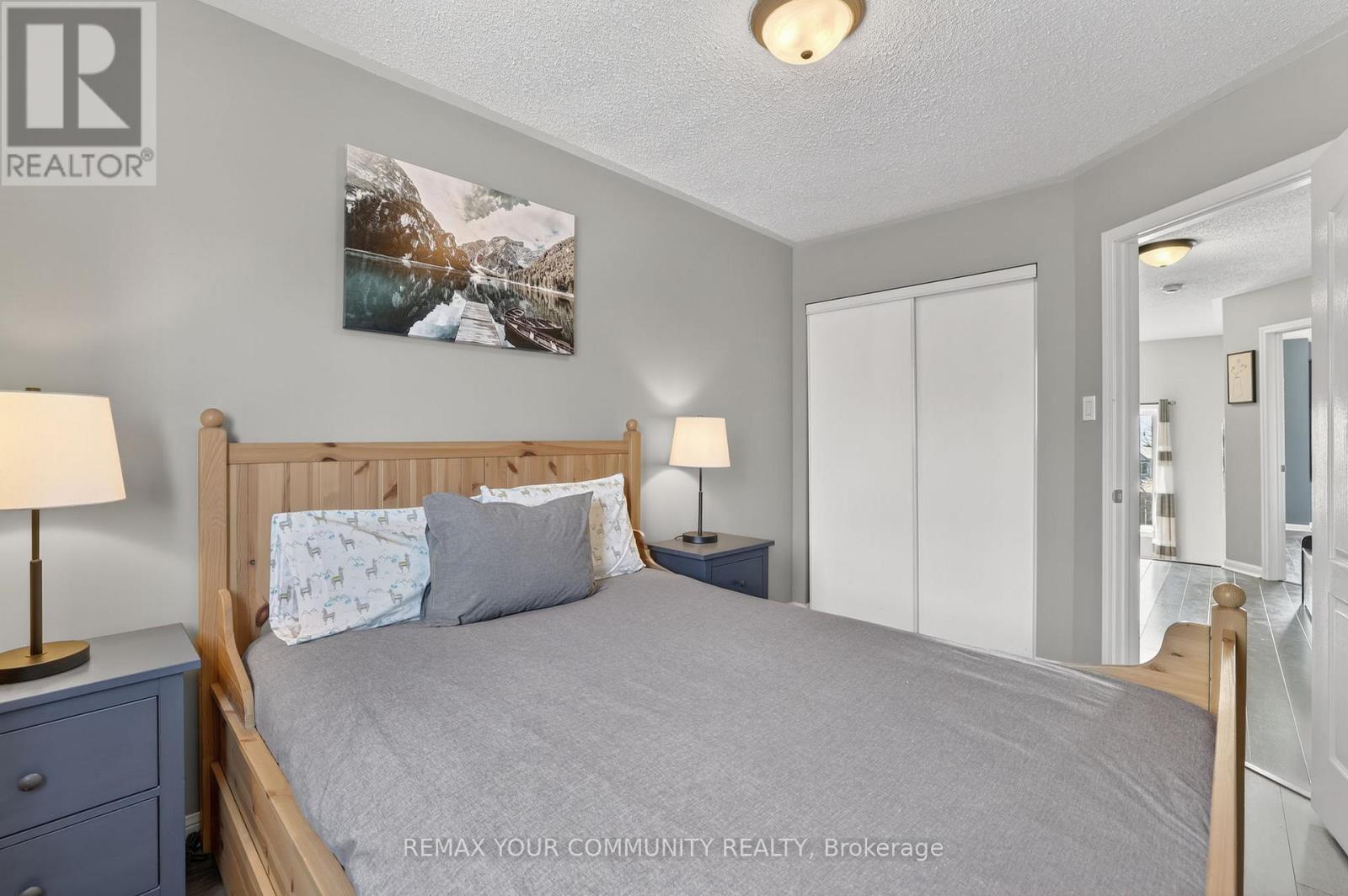 70 Natale Court, Bradford West Gwillimbury, Ontario  L3Z 3B1 - Photo 31 - N12981180