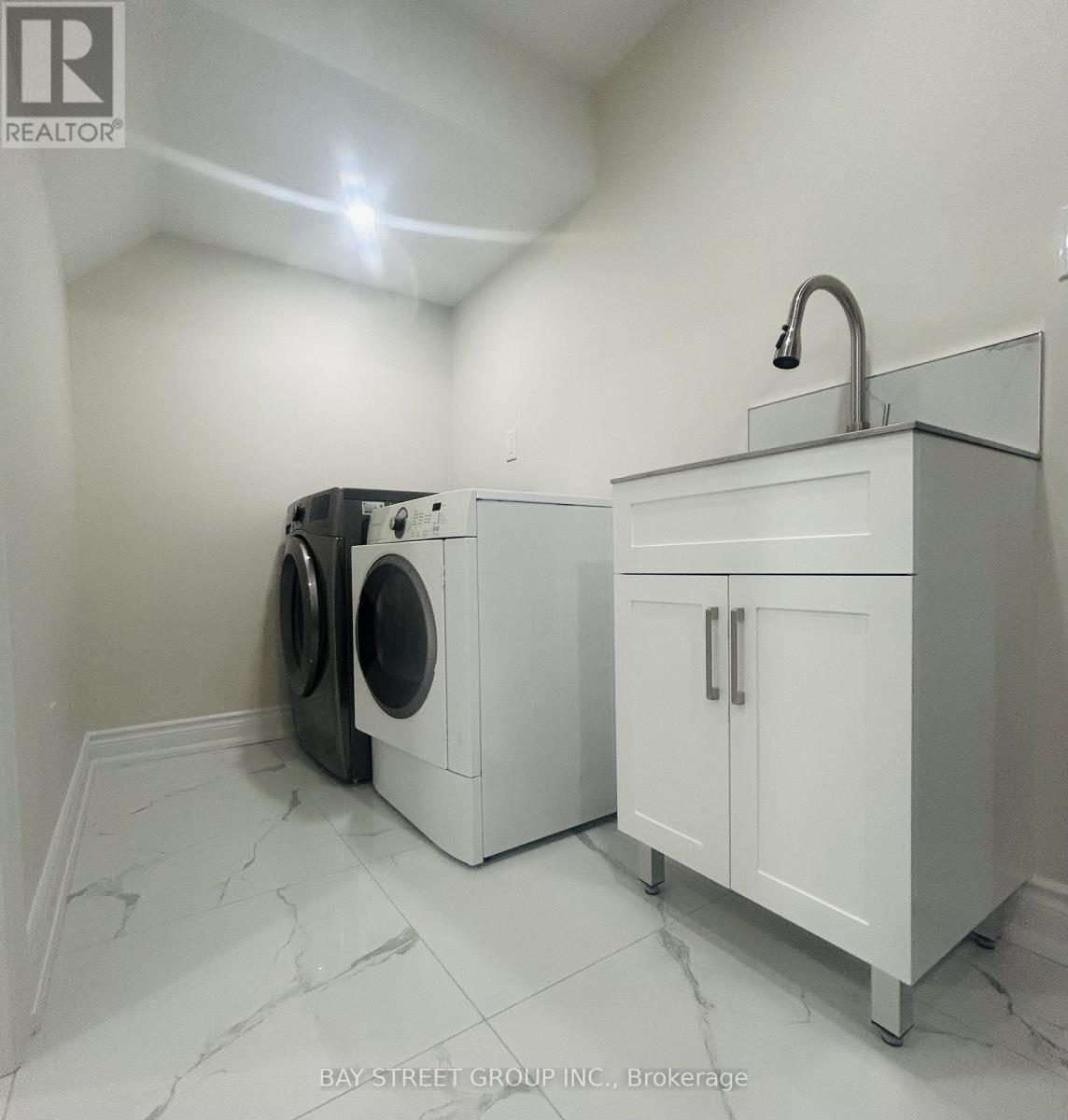 59 Tidewater Street S, Markham, Ontario  L6E 2G7 - Photo 15 - N12981218