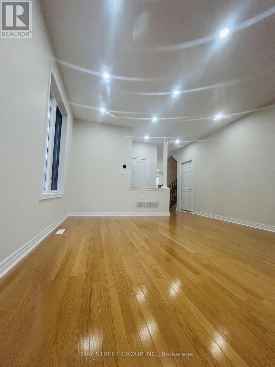 59 Tidewater Street S, Markham, Ontario  L6E 2G7 - Photo 4 - N12981218