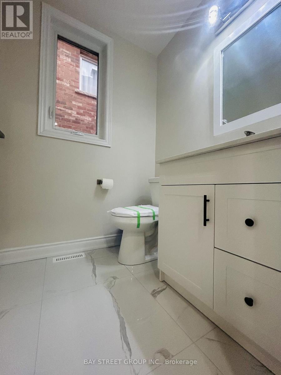 59 Tidewater Street S, Markham, Ontario  L6E 2G7 - Photo 5 - N12981218