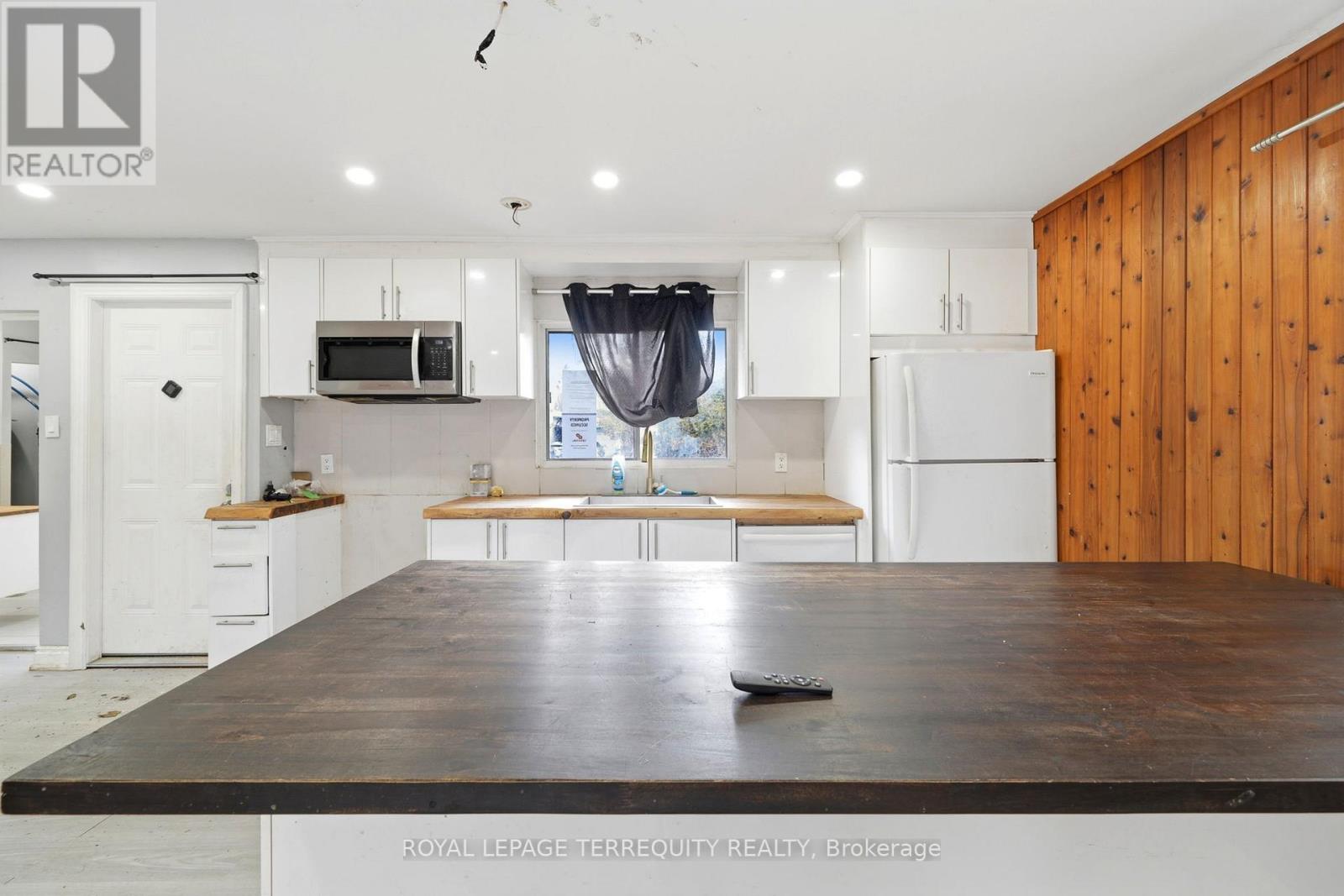 2038 St Johns Road, Innisfil, Ontario  L9S 1V4 - Photo 12 - N12981278