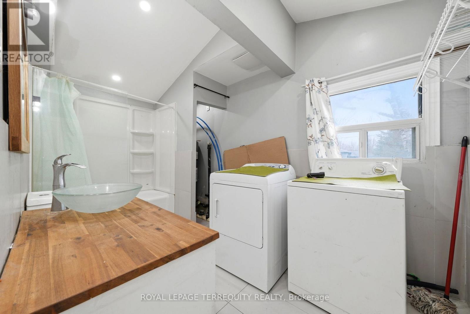 2038 St Johns Road, Innisfil, Ontario  L9S 1V4 - Photo 13 - N12981278